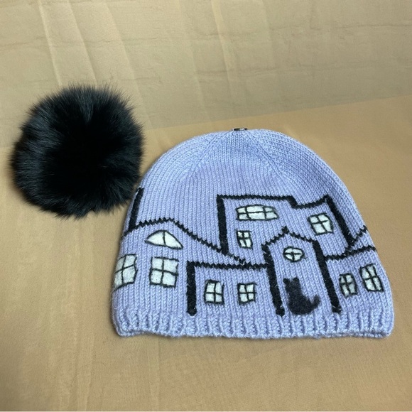 Handmade knit wool hat with houses and real fox detachable pompom main image 5
